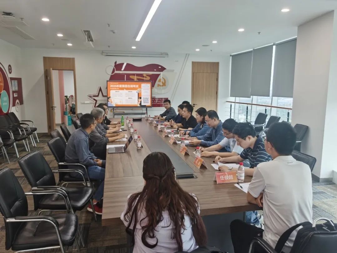 參觀拓視野 交流促提升|大數據集團青年干部員工走進軟件谷學習交流